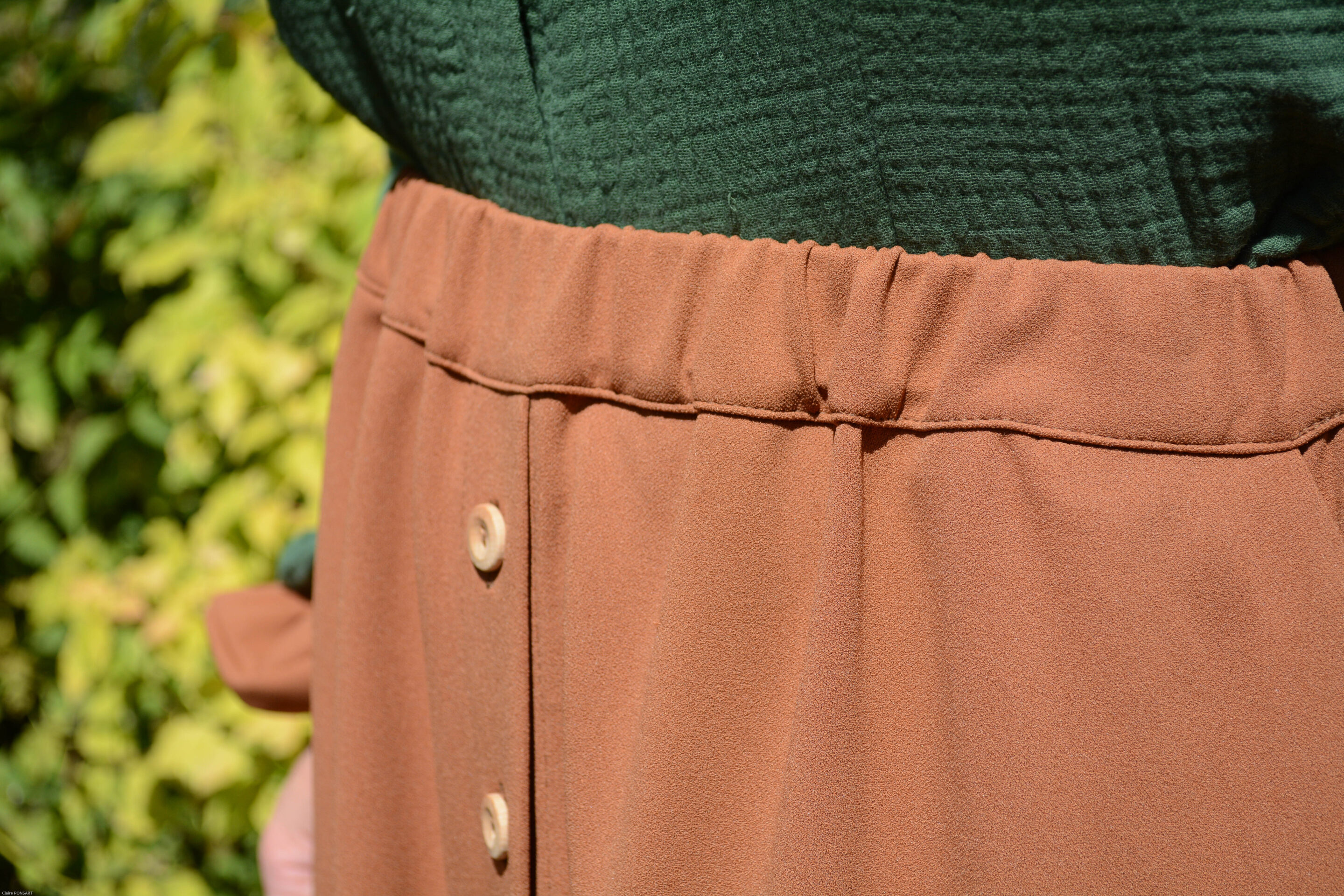 Cassandre vert Magalie camel 0140 scaled