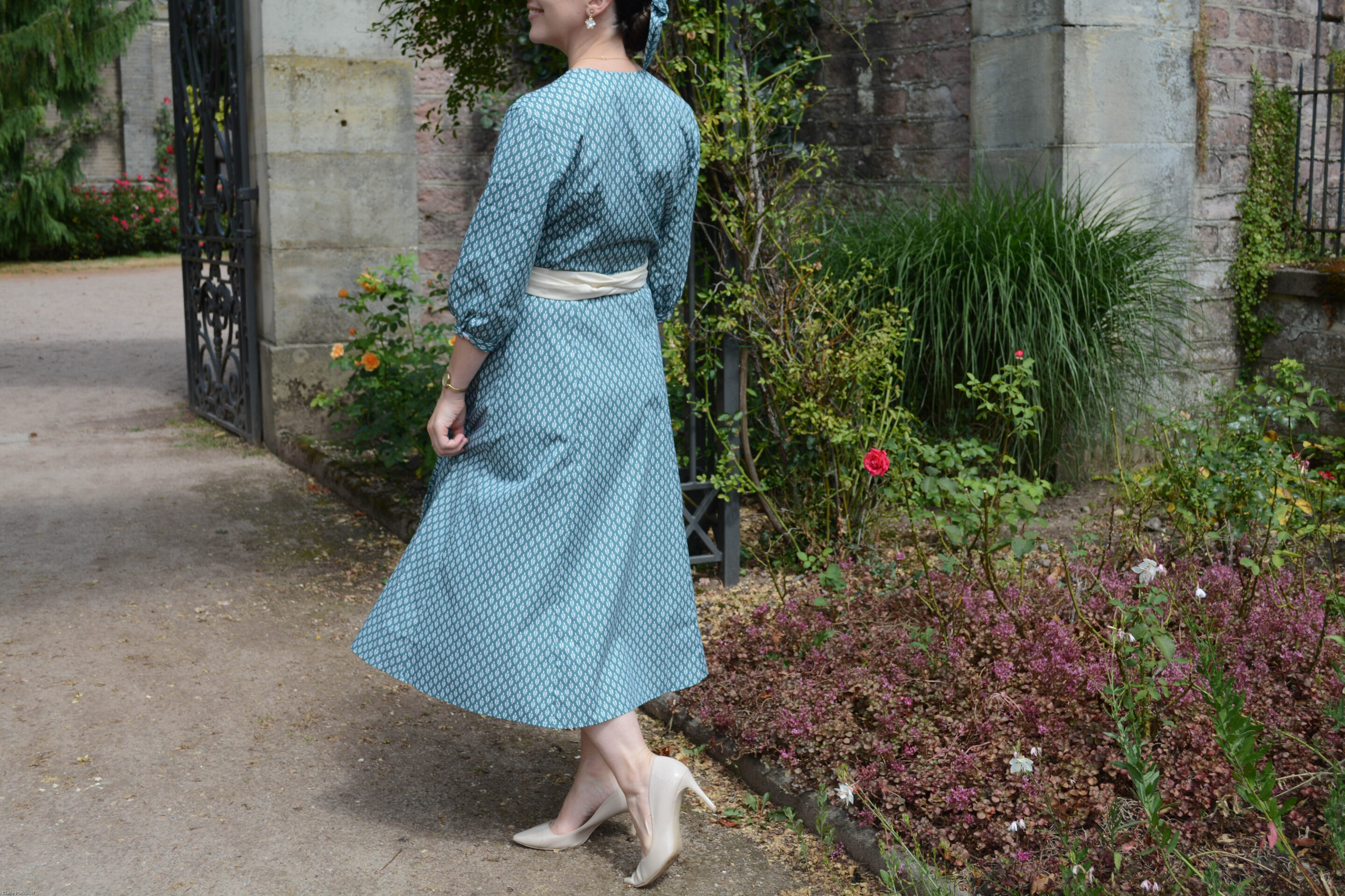 Marie verte fleurs 9535 scaled