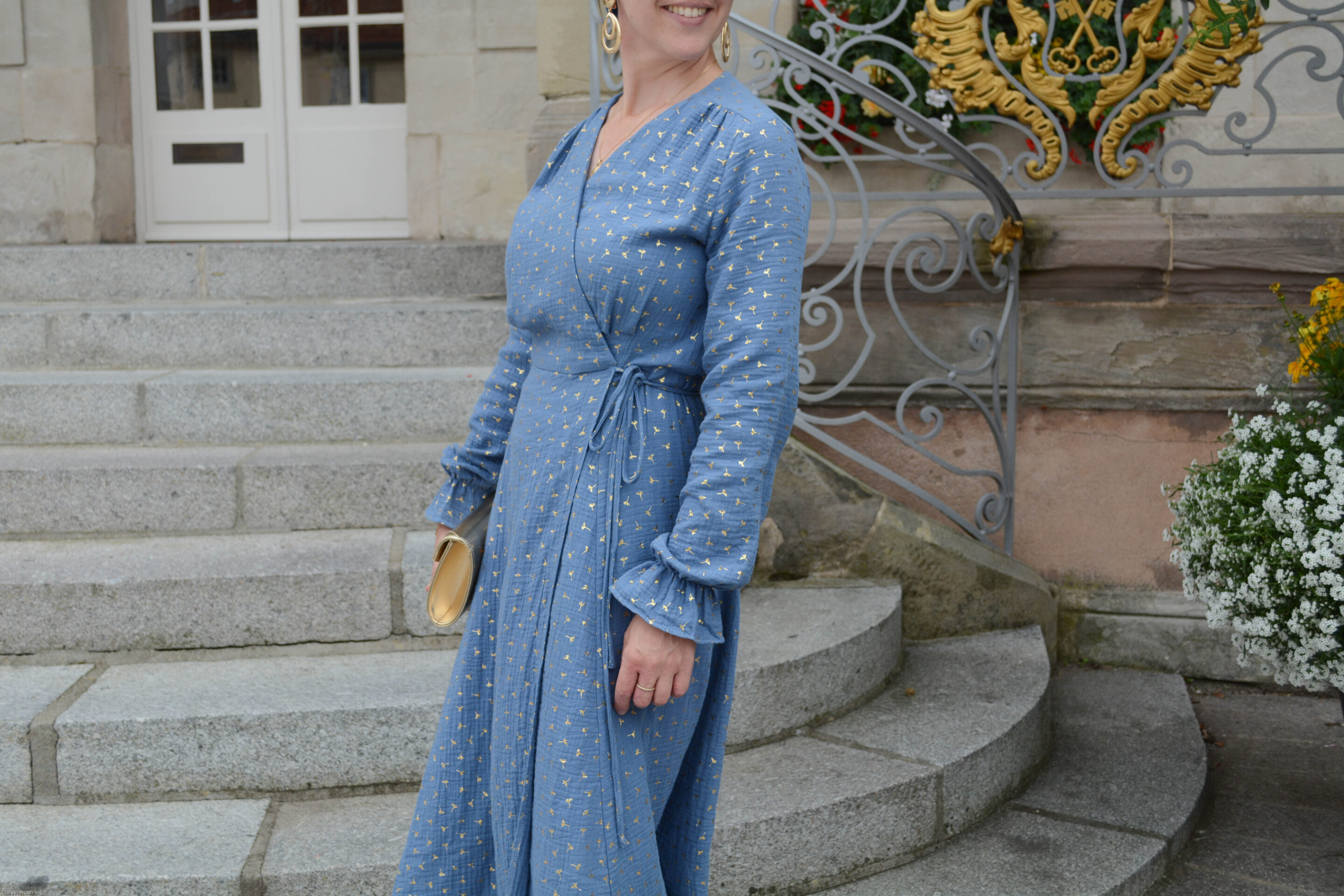 Faustine bleu dore 4162 scaled