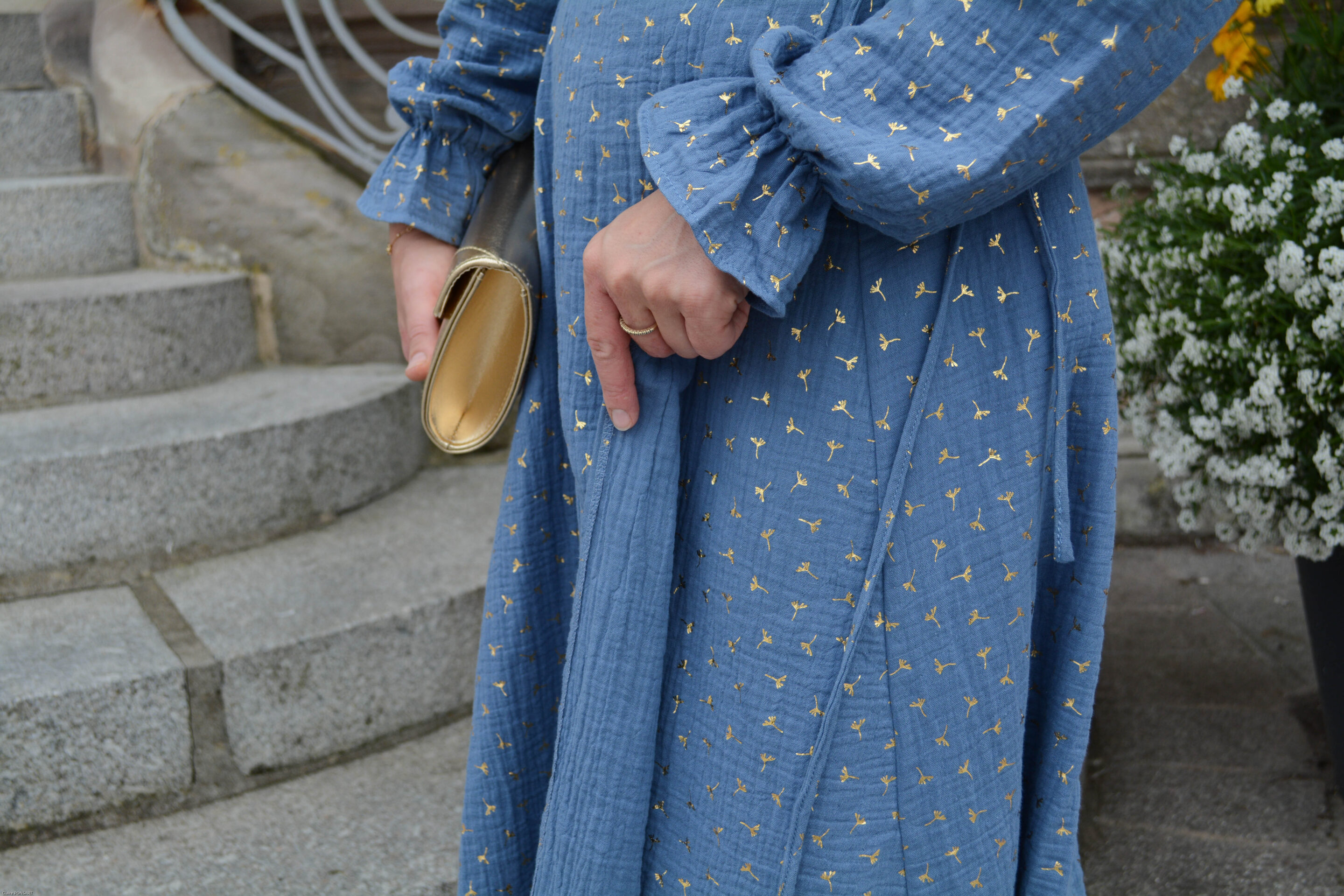 Faustine bleu dore 4165 scaled