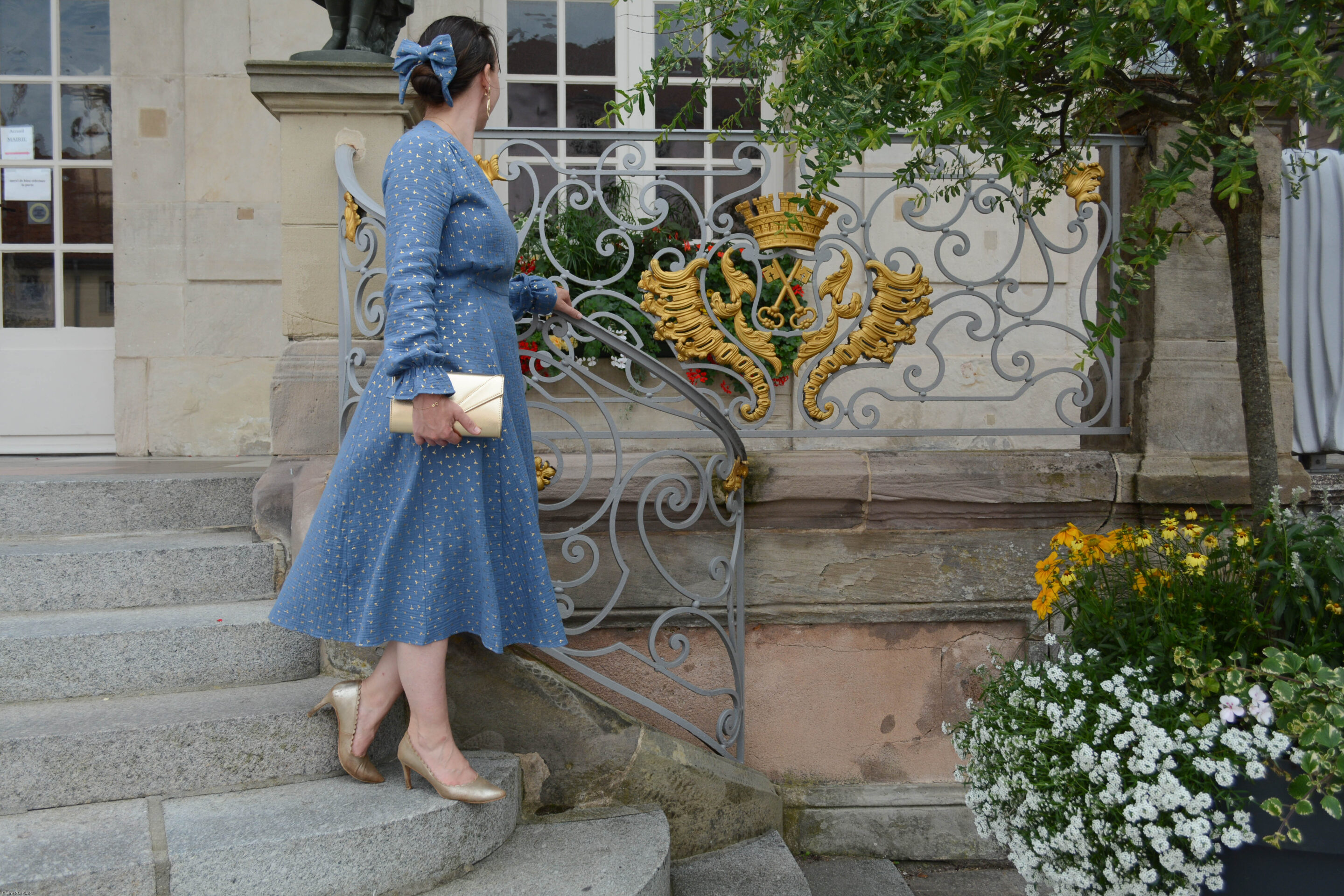 Faustine bleu dore 4181 scaled