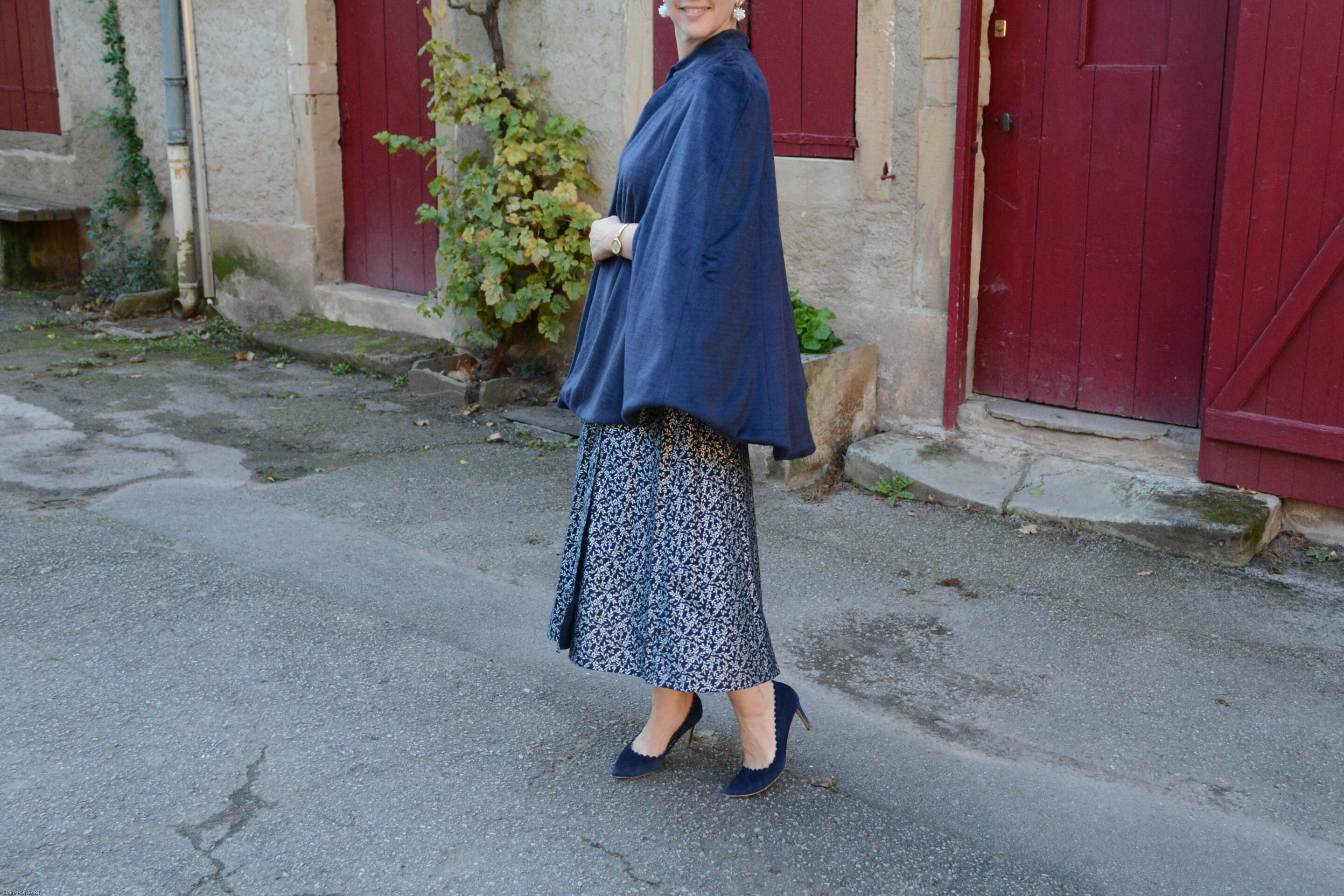 Cape Maiwenn bleue 8122 scaled