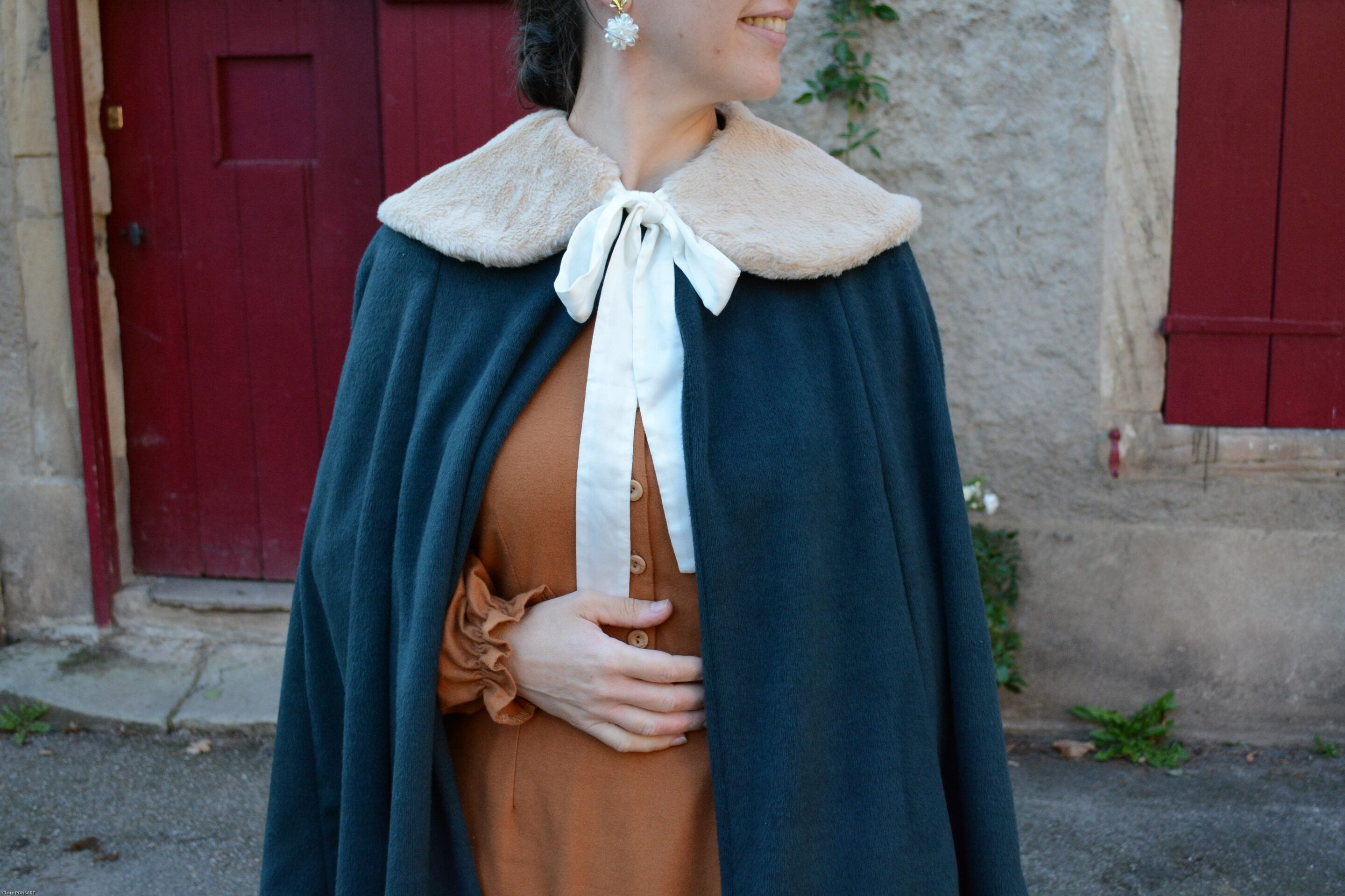 Cape Maiwenn verte col Daphne beige 8388 scaled