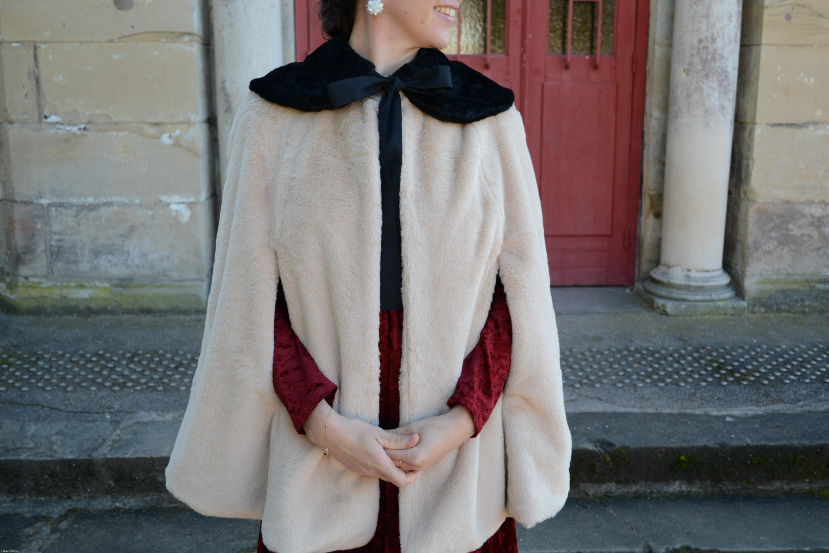 Col Daphne noir 7854 scaled
